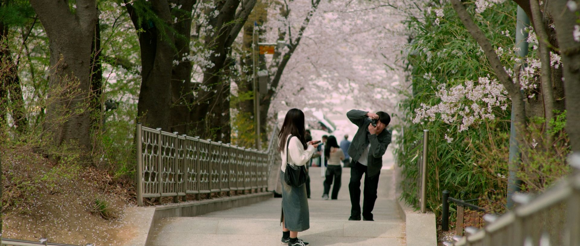 Együtt töltött évszakok / Living Through the Same Season / 같은 계절을 보낸다는 건